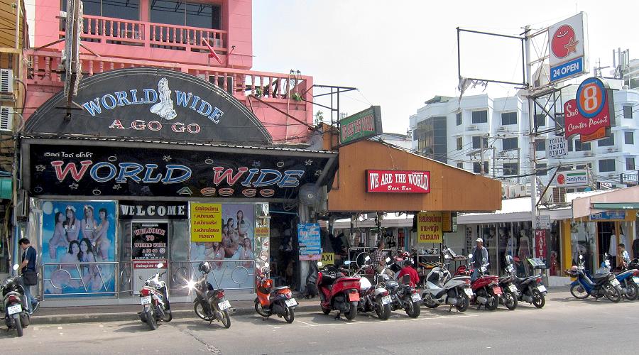 We Are The World Bar - Pattaya Beachroad, Soi 8