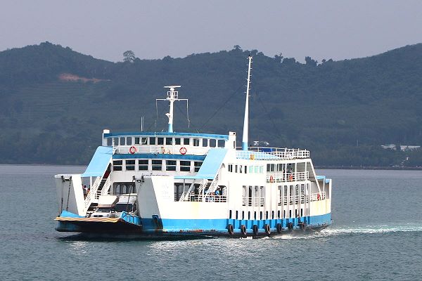 Ferry Koh Chang