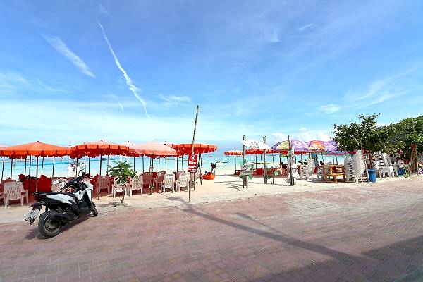 Ta Waen Beach Koh Larn