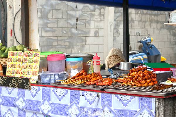 Streetfood TaWaen Beach Koh Larn