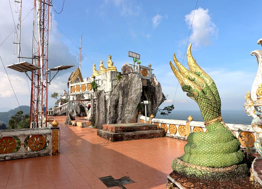 Aussichtsplattform am Tiger Cave Tempel Krabi